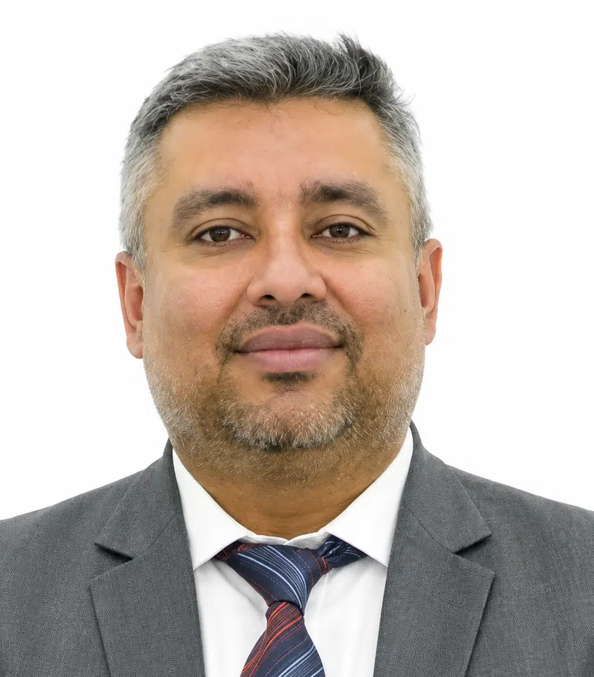 Shri. Manan Oberai 18 Shri. Manan Oberai
